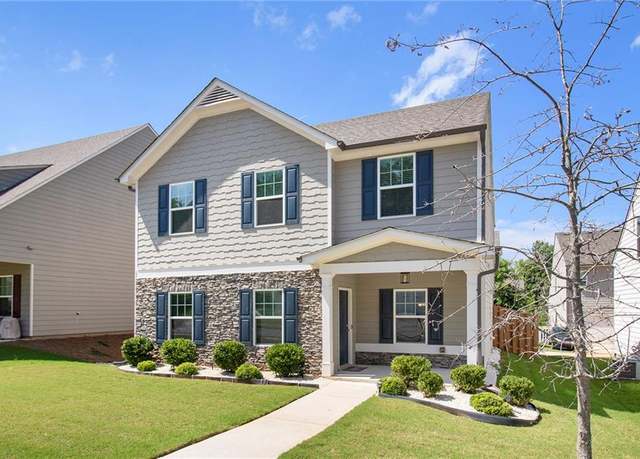 Property at 43 Ulsh Park Dr, Newnan, GA 30265, 3 beds, 2.5 baths