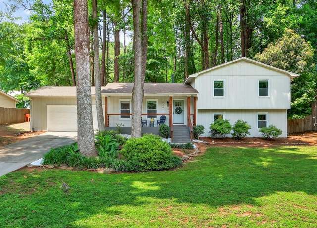 Property at 5341 Tall Oak Dr, Marietta, GA 30068, 4 beds, 3 baths