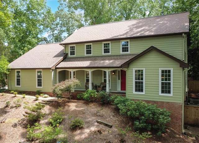 Property at 300 Stone Mill Trl, Atlanta, GA 30328, 5 beds, 3 baths