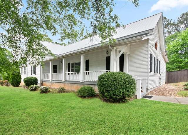 Property at 1830 Lost Mountain Rd, Powder Springs, GA 30127, 3 beds, 2 baths