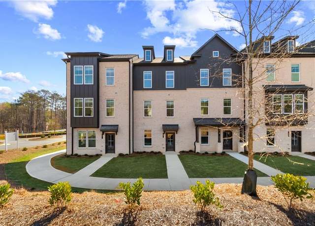 Property at 103 Daybreak Ln, Newnan, GA 30265, 4 beds, 3.5 baths