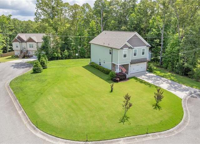 Property at 31 Griffin Mill Dr, Cartersville, GA 30120, 3 beds, 2.5 baths