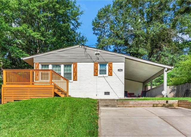 Property at 716 Amber Pl NW, Atlanta, GA 30331, 3 beds, 2 baths