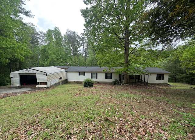 Property at 492 Garmon Rd, Cedartown, GA 30125, 3 beds, 2 baths