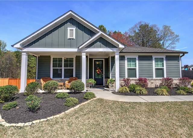 Property at 34 Mountainbrook Dr NW, Cartersville, GA 30121, 4 beds, 3 baths