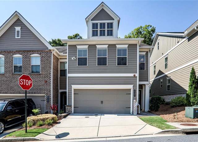 Property at 230 Alday Ln, Marietta, GA 30060, 3 beds, 2.5 baths