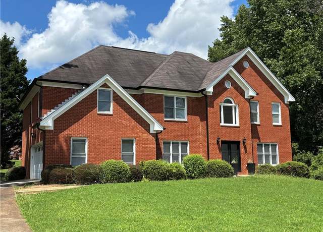 Property at 5610 Mountain Meadow Ct, Stone Mountain, GA 30087, 4 beds, 3.5 baths