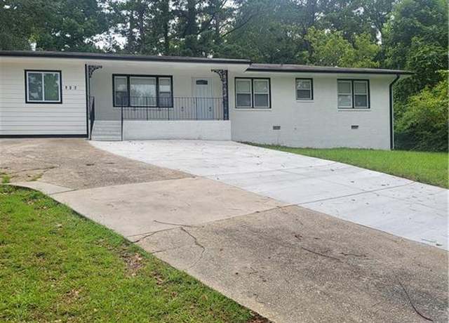 Property at 137 Hillcrest Dr, Austell, GA 30168, 4 beds, 2.5 baths