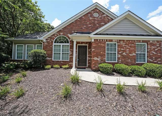 Property at 1126 Somerton Pl, Cumming, GA 30040, 3 beds, 2 baths
