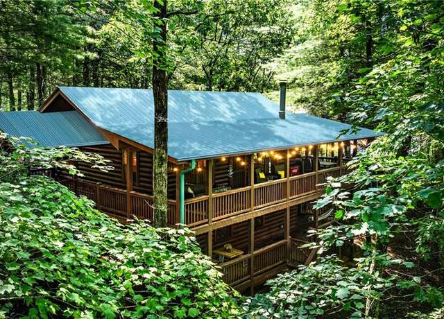 Property at 120 Tomahawk Trl, Blue Ridge, GA 30513, 2 beds, 1 bath