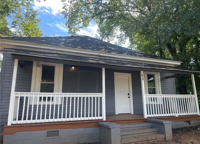 Property at 218 E Tinsley St, Griffin, GA 30223, 4 beds, 1 bath