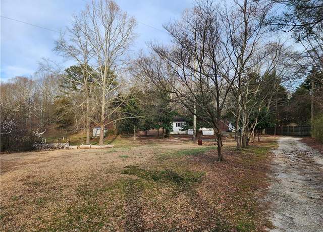 Property at 1619 Flowery Branch Rd, Auburn, GA 30011, 3 beds, 1 bath
