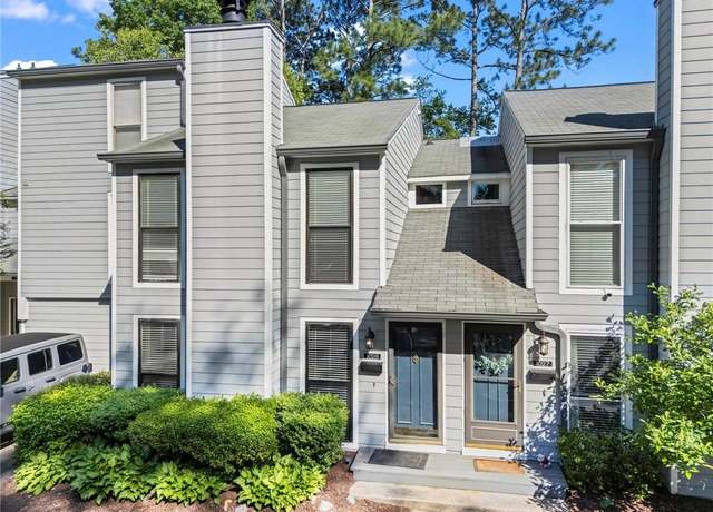 Property at 1028 Riverbend Club Dr SE, Atlanta, GA 30339, 2 beds, 2.5 baths