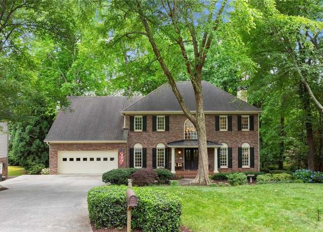 Property at 4246 N Mountain Rd NE, Marietta, GA 30066, 4 beds, 2.5 baths