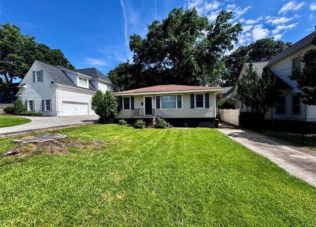 Property at 1511 Walker Ave, Atlanta, GA 30337, 3 beds, 2 baths