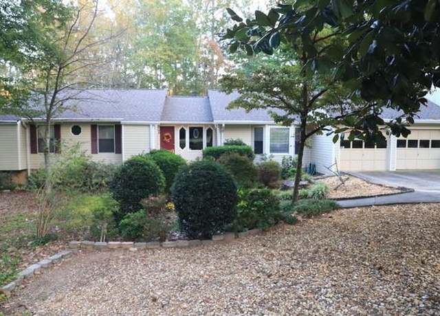Property at 4781 W Lake Dr SE, Conyers, GA 30094, 5 beds, 3 baths