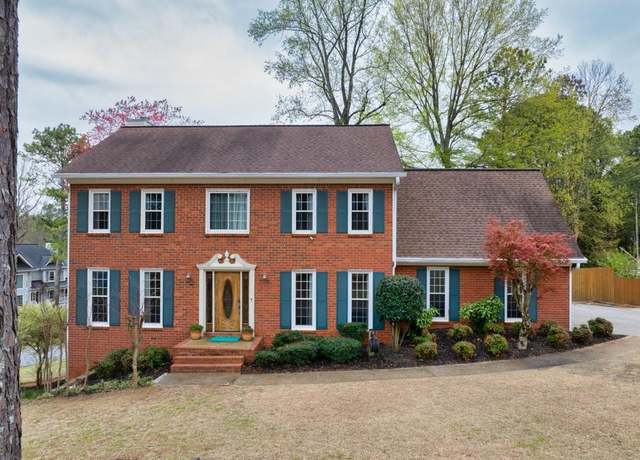 Property at 2050 Plantation Rd, Lawrenceville, GA 30044, 4 beds, 2.5 baths