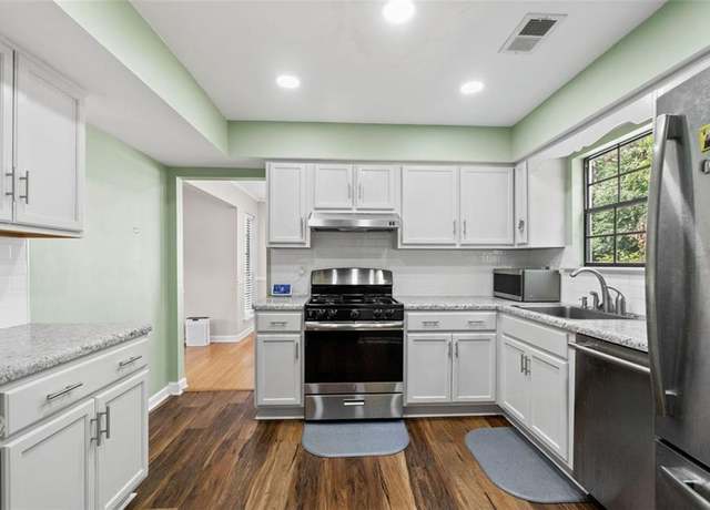 Property at 4971 Sharp Way, Duluth, GA 30096, 3 beds, 2.5 baths