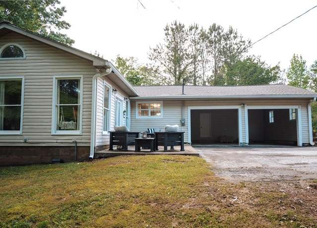 Property at 1918 Braswell Mountain Rd, Rockmart, GA 30153, 3 beds, 2 baths