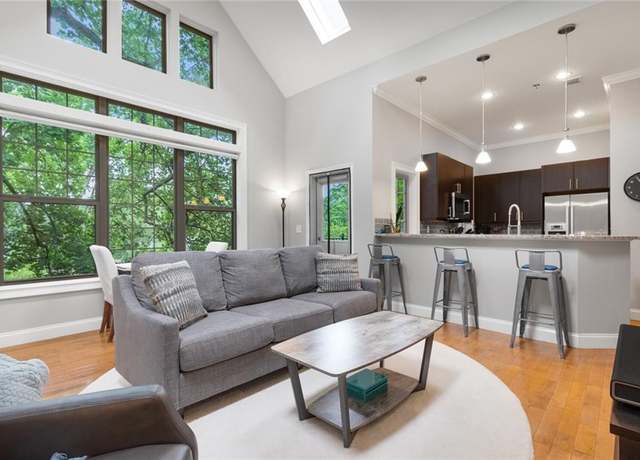 Property at 1903 Anjaco Rd #5, Atlanta, GA 30309, 2 beds, 2 baths