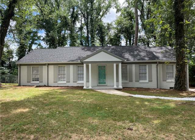 Property at 2812 Arlington Rd, Atlanta, GA 30344, 3 beds, 2 baths