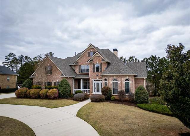 Property at 912 Fire Thorn Dr, Hampton, GA 30228, 7 beds, 4.5 baths