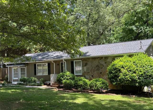 Property at 3594 Broxton Ln, Snellville, GA 30039, 4 beds, 2 baths