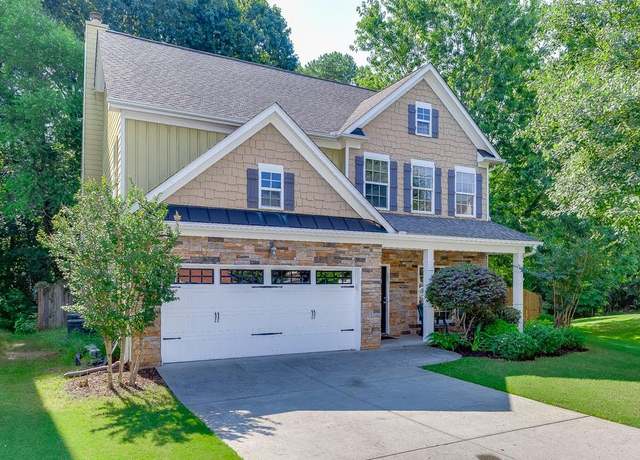 Property at 821 Sapphire Ln, Sugar Hill, GA 30518, 4 beds, 2.5 baths