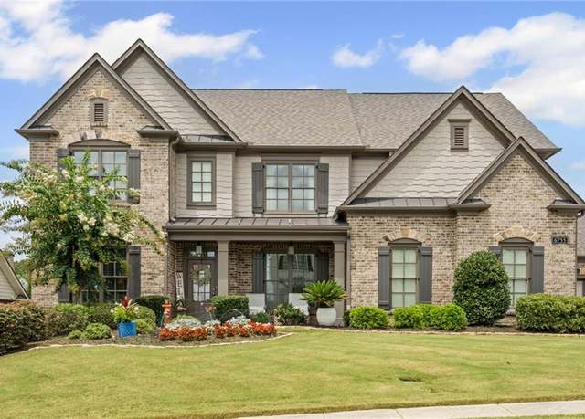 Property at 6755 Trail Side Dr, Flowery Branch, GA 30542, 4 beds, 4 baths