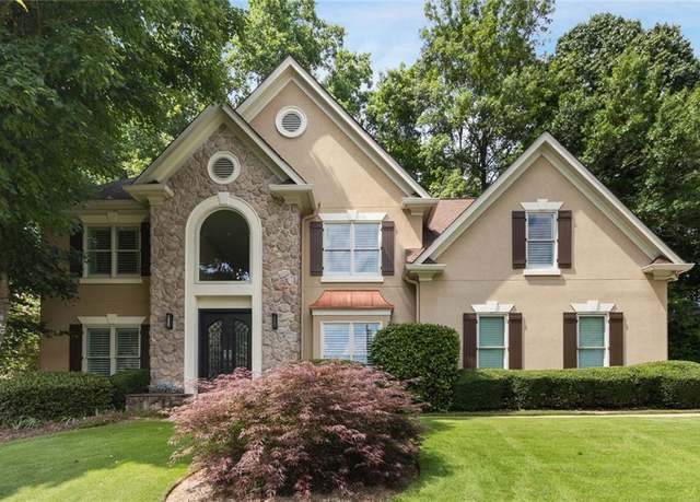 Property at 820 Chelsea Park Dr NE, Marietta, GA 30068, 4 beds, 3.5 baths