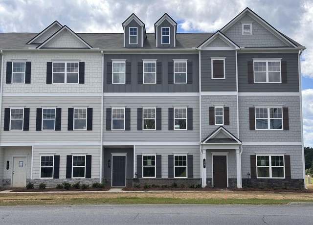 Property at 61 Professional Pl #2, Calhoun, GA 30701, 3 beds, 2.5 baths