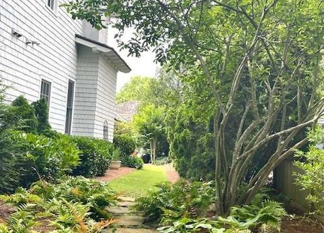 Property at 6575 Eli Davis Rd, Cumming, GA 30040, 5 beds, 3.5 baths
