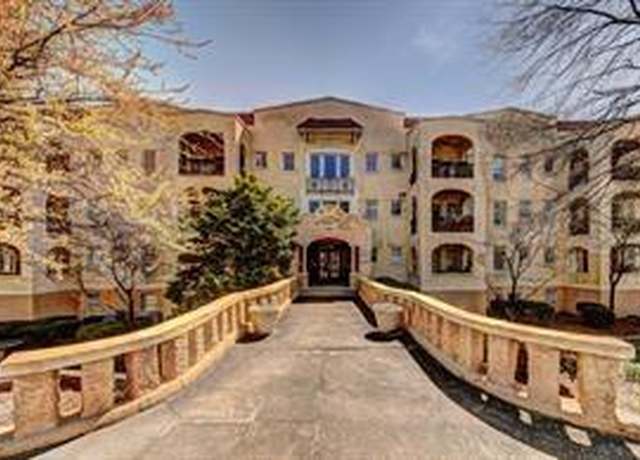 Property at 2855 Peachtree Rd NE #106, Atlanta, GA 30305, 2 beds, 2.5 baths