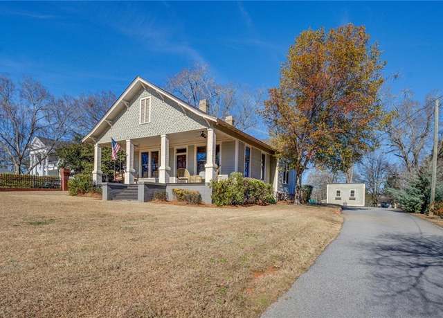Property at 5143 Floyd St, Covington, GA 30014, 3 beds, 2 baths