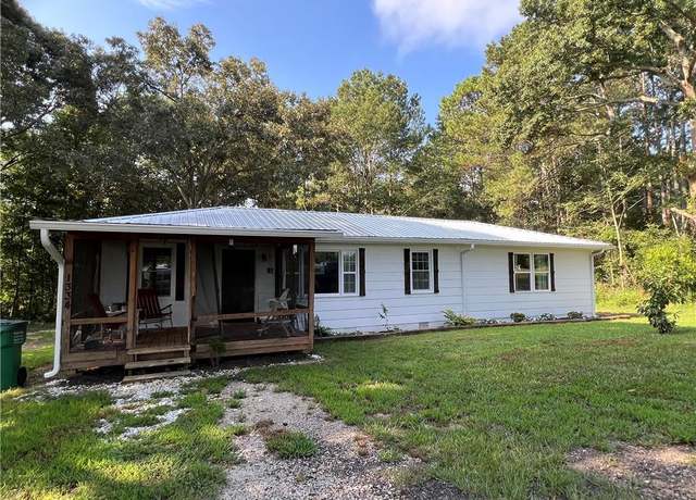 Property at 1334 Joe Bolton Rd, Commerce, GA 30530, 3 beds, 3 baths