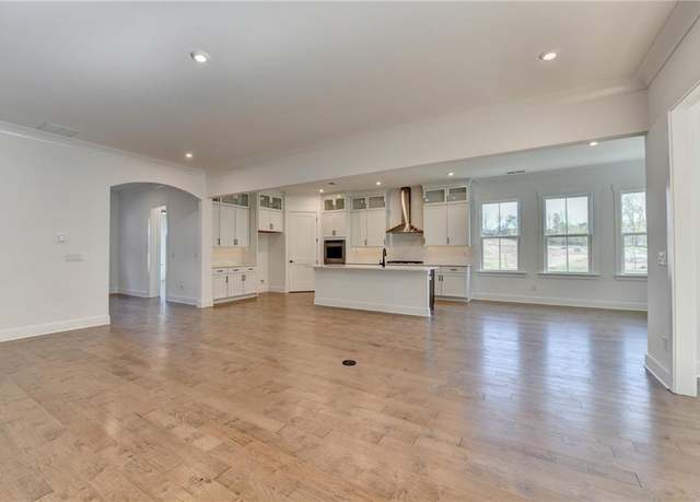 Property at 2750 Herrington Dr, Cumming, GA 30041, 4 beds, 4 baths
