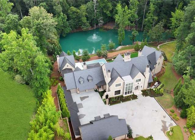 Property at 4725 Northside Dr SW, Sandy Springs, GA 30327, 7 beds, 9.5 baths