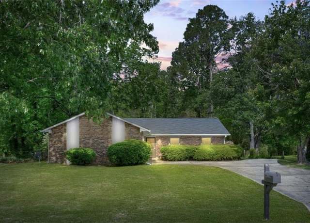 Property at 3250 Valley Bend Rd, South Fulton, GA 30349, 3 beds, 2 baths