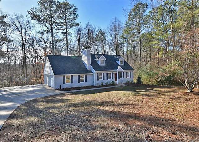 Property at 8310 Jensen Trl, Gainesville, GA 30506, 3 beds, 3 baths