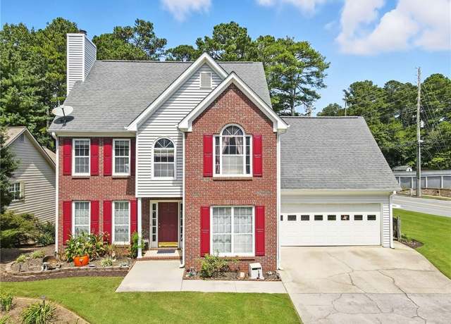 Property at 2000 Spicers Ln, Woodstock, GA 30189, 4 beds, 2.5 baths