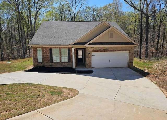 Property at 333 Darlington Dr, Ellenwood, GA 30294, 3 beds, 2 baths