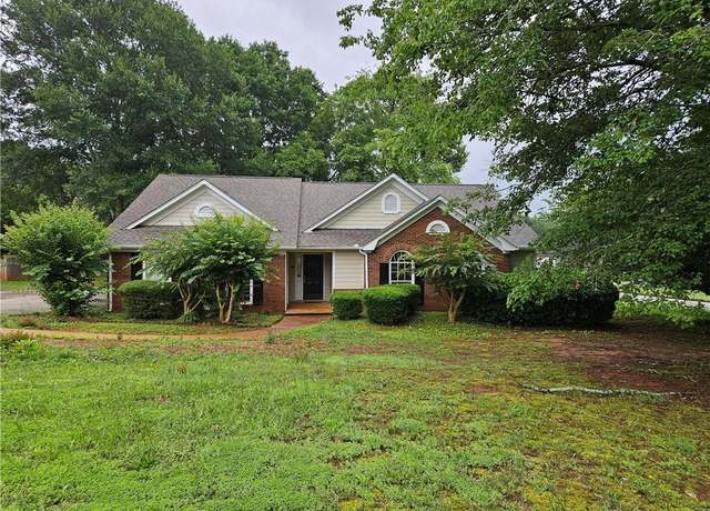 Property at 3502 Tiffany Dr SE, Conyers, GA 30013, 3 beds, 2 baths
