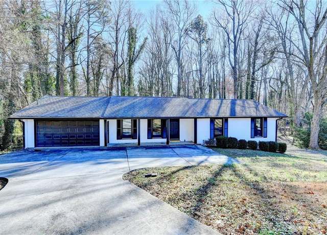 Property at 1900 Mornington Ln, Snellville, GA 30078, 5 beds, 3 baths