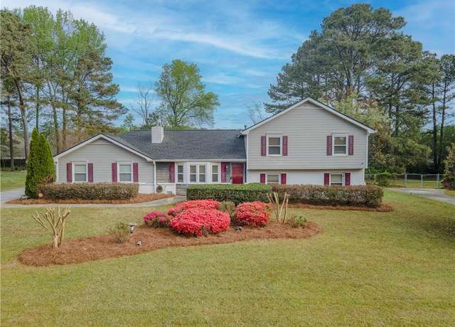 Property at 1717 Ramblewood Way, Snellville, GA 30078, 3 beds, 3.5 baths
