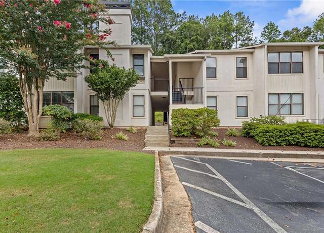 Property at 1502 Huntingdon Chase, Sandy Springs, GA 30350, 2 beds, 2 baths