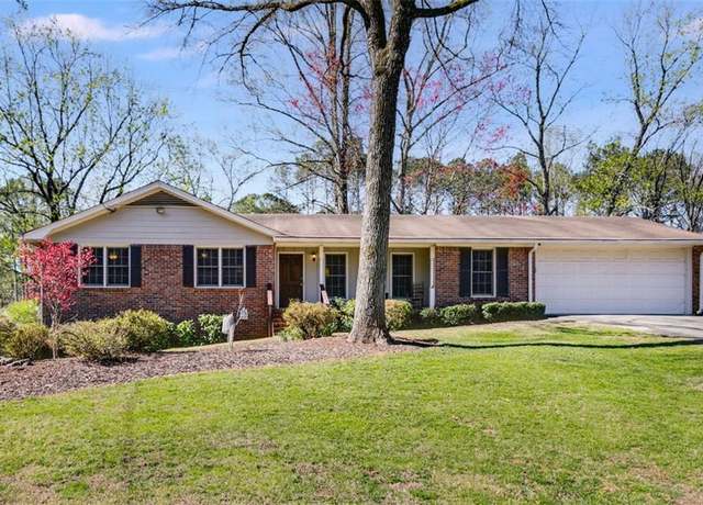 Property at 1325 Witham Dr, Dunwoody, GA 30338, 3 beds, 2 baths
