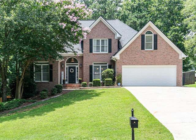 Property at 1418 Winborn Cir NW, Kennesaw, GA 30152, 5 beds, 3.5 baths