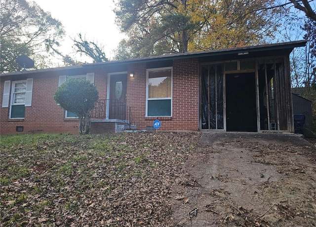 Property at 2383 Baywood Dr SE, Atlanta, GA 30315, 3 beds, 1 bath