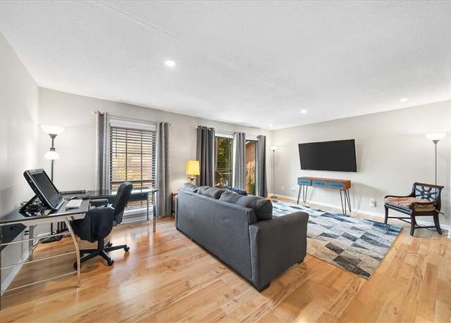 Property at 6851 Roswell Rd Unit H12, Atlanta, GA 30328, 2 beds, 2 baths