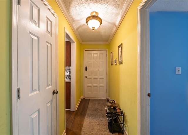 Property at 2618 Stoney Creek Rd SE, Marietta, GA 30067, 2 beds, 2 baths